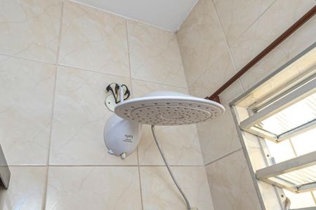 Casa para alugar com 60m², 2 quartos e 1 vaga Casa para alugar com 60m², 2 quartos e 1 vagaBanheiro 2