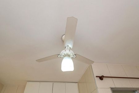 Casa para alugar com 60m², 2 quartos e 1 vaga Casa para alugar com 60m², 2 quartos e 1 vagaCozinha
