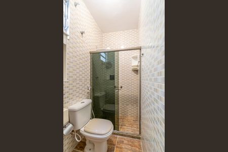 Casa para alugar com 60m², 2 quartos e 1 vaga Casa para alugar com 60m², 2 quartos e 1 vagaBanheiro 1