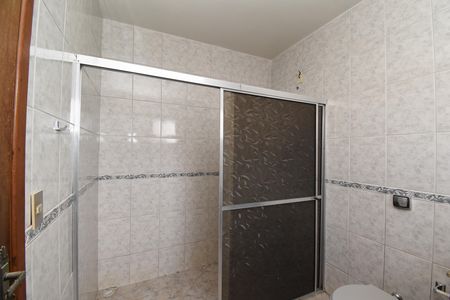 Casa para alugar com 250m², 3 quartos e 4 vagasBanheiro da Suíte
