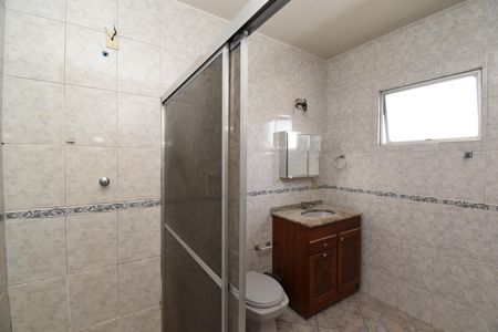 Casa para alugar com 250m², 3 quartos e 4 vagasBanheiro da Suíte