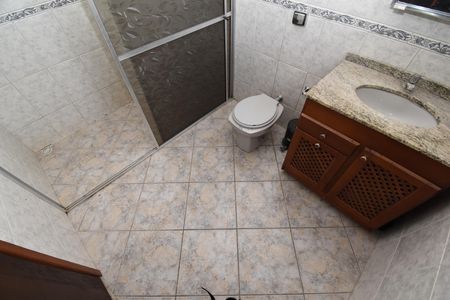 Casa para alugar com 250m², 3 quartos e 4 vagasBanheiro da Suíte