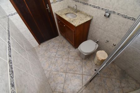 Casa para alugar com 250m², 3 quartos e 4 vagasBanheiro 2