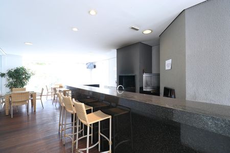 Apartamento para alugar com 42m², 1 quarto e 1 vagaSalão de festas 