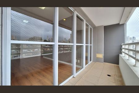 Apartamento para alugar com 42m², 1 quarto e 1 vaga Apartamento para alugar com 42m², 1 quarto e 1 vagaVaranda