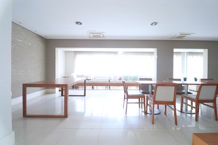 Apartamento para alugar com 42m², 1 quarto e 1 vagaSalão de festas 