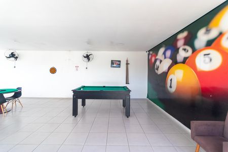 Apartamento para alugar com 45m², 2 quartos e 1 vaga Apartamento para alugar com 45m², 2 quartos e 1 vagaÁrea comum - Salão de Jogos