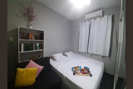 Studio à venda com 21m², 1 quarto e sem vaga Studio à venda com 21m², 1 quarto e sem vagaSala / Quarto