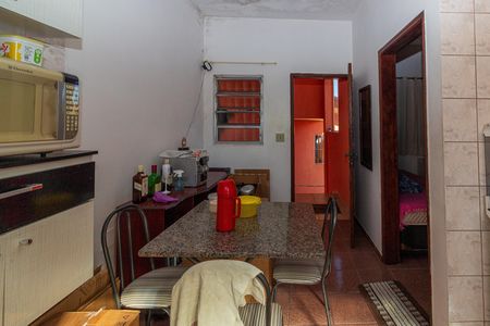 Casa à venda com 126m², 4 quartos e 2 vagasCozinha 2