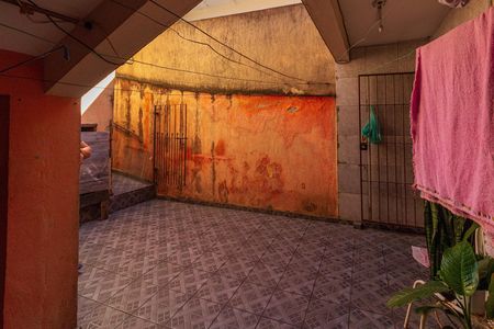 Casa à venda com 126m², 4 quartos e 2 vagasÁrea de Serviço