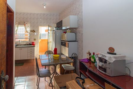 Casa à venda com 126m², 4 quartos e 2 vagasCozinha 2