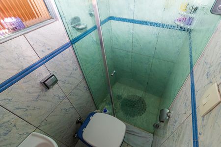 Casa à venda com 126m², 4 quartos e 2 vagasBanheiro 1