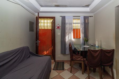 Casa à venda com 126m², 4 quartos e 2 vagasSala