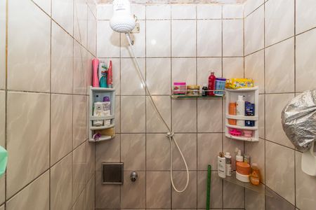 Casa à venda com 126m², 4 quartos e 2 vagasBanheiro