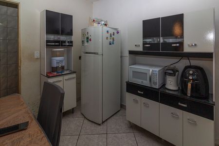 Casa à venda com 126m², 4 quartos e 2 vagasCozinha 3