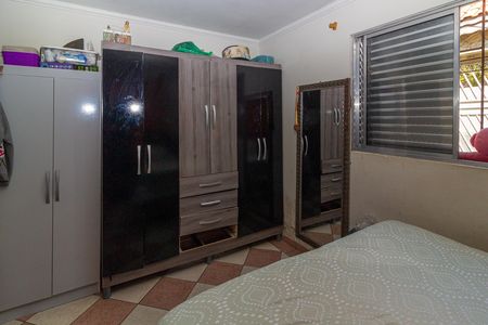 Casa à venda com 126m², 4 quartos e 2 vagasQuarto 2