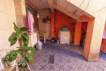 Casa à venda com 126m², 4 quartos e 2 vagasÁrea de Serviço