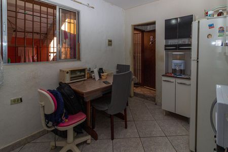 Casa à venda com 126m², 4 quartos e 2 vagasCozinha 3