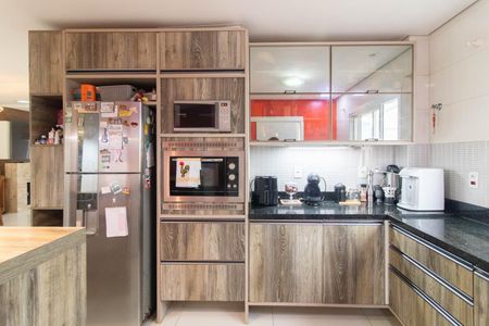 Casa de condomínio para alugar com 239m², 3 quartos e 3 vagasCozinha e Área de Serviço