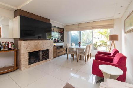 Sala de casa de condomínio para alugar com 3 quartos, 239m² em Hípica, Porto Alegre