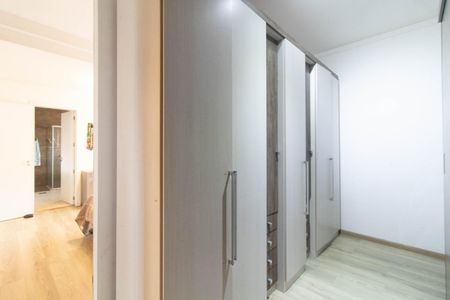 Casa de condomínio para alugar com 239m², 3 quartos e 3 vagasQuarto 1