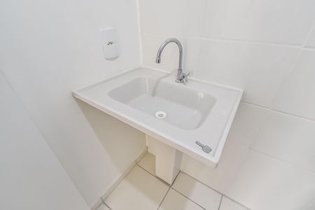 Apartamento à venda com 51m², 2 quartos e 1 vaga Apartamento à venda com 51m², 2 quartos e 1 vagaBanheiro social