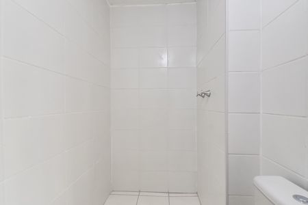 Apartamento à venda com 51m², 2 quartos e 1 vaga Apartamento à venda com 51m², 2 quartos e 1 vagaBanheiro social