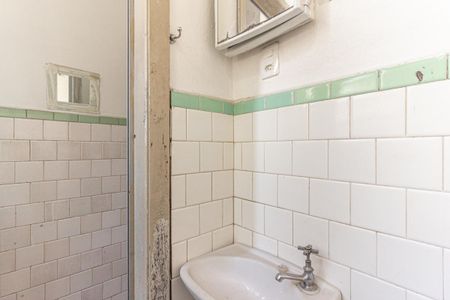 Banheiro de kitnet/studio para alugar com 1 quarto, 30m² em Consolação, São Paulo