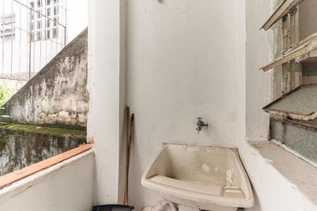 Studio para alugar com 30m², 1 quarto e sem vaga Studio para alugar com 30m², 1 quarto e sem vagaÁrea de Serviço