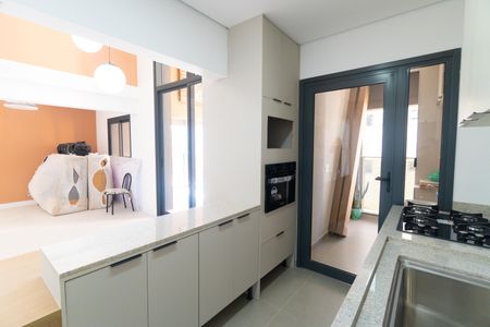 Apartamento à venda com 108m², 2 quartos e 1 vaga Apartamento à venda com 108m², 2 quartos e 1 vagaCozinha