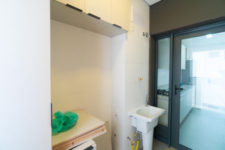 Apartamento à venda com 108m², 2 quartos e 1 vaga Apartamento à venda com 108m², 2 quartos e 1 vagaÁrea de Serviço