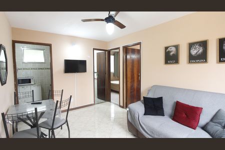 Apartamento para alugar com 2 quartos, 50m² em Jacaré, Cabo Frio