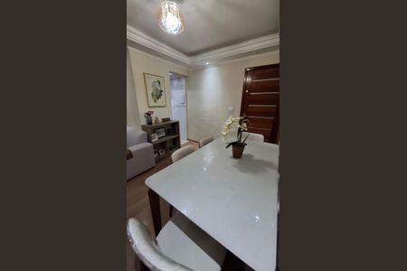 Sala de apartamento à venda com 2 quartos, 49m² em Vila Carmosina, São Paulo