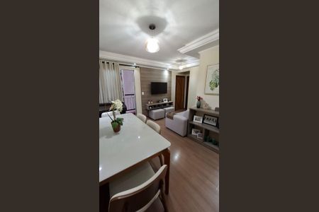 Sala de apartamento à venda com 2 quartos, 49m² em Vila Carmosina, São Paulo
