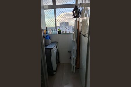 Apartamento à venda com 49m², 2 quartos e 1 vaga Apartamento à venda com 49m², 2 quartos e 1 vagaÁrea de serviço