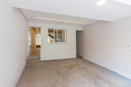 Garagem de casa à venda com 3 quartos, 235m² em Bela Vista, Osasco