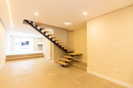 Casa à venda com 3 quartos, 235m² em Bela Vista, Osasco