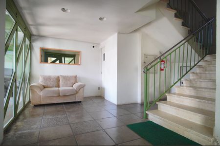 Hall de entrada de apartamento à venda com 1 quarto, 47m² em Centro, São Leopoldo