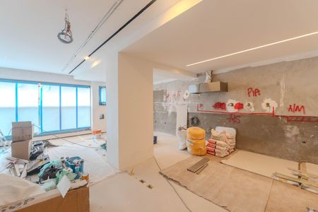 Sala de apartamento à venda com 3 quartos, 132m² em Bela Vista, São Paulo