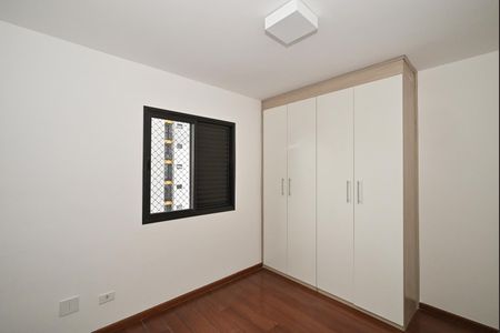 Apartamento para alugar com 68m², 2 quartos e 1 vagaQuarto 2