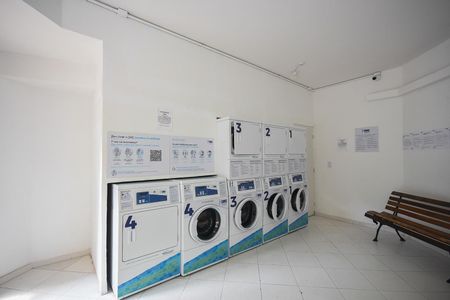 Apartamento para alugar com 68m², 2 quartos e 1 vaga Apartamento para alugar com 68m², 2 quartos e 1 vagaLavanderia
