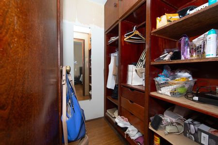 Apartamento à venda com 170m², 4 quartos e 2 vagas Apartamento à venda com 170m², 4 quartos e 2 vagasQUARTO3