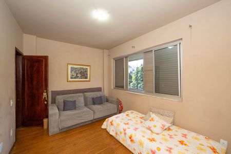Apartamento à venda com 170m², 4 quartos e 2 vagas Apartamento à venda com 170m², 4 quartos e 2 vagasQUARTO4