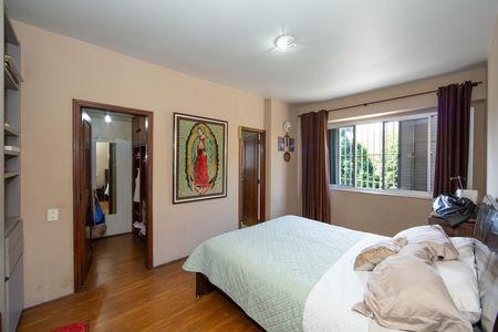 Apartamento à venda com 170m², 4 quartos e 2 vagas Apartamento à venda com 170m², 4 quartos e 2 vagasQUARTO3