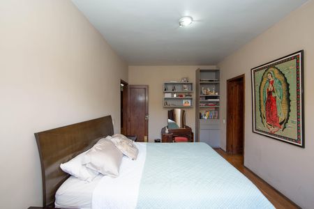 Apartamento à venda com 170m², 4 quartos e 2 vagas Apartamento à venda com 170m², 4 quartos e 2 vagasQUARTO3
