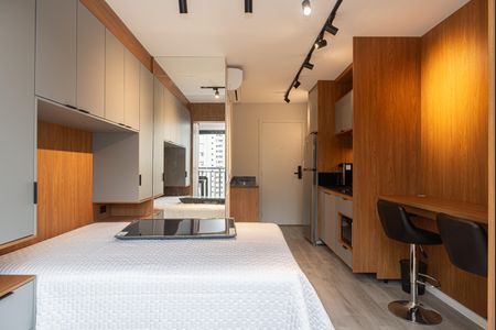 Quarto de kitnet/studio para alugar com 1 quarto, 25m² em Cidade Monções, São Paulo