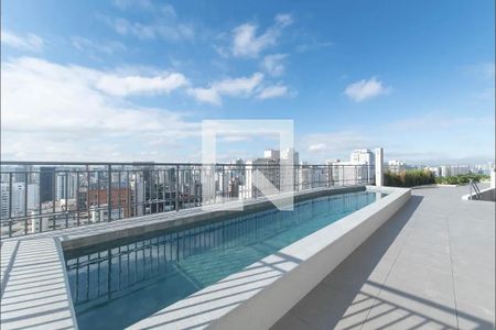 Studio para alugar com 25m², 1 quarto e sem vaga Studio para alugar com 25m², 1 quarto e sem vagaÁrea comum - Piscina do Terraço