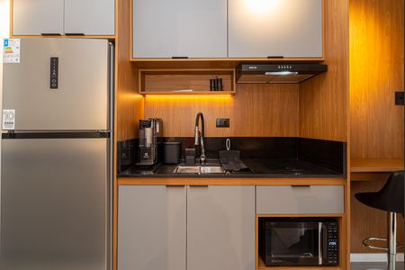 Studio para alugar com 25m², 1 quarto e sem vaga Studio para alugar com 25m², 1 quarto e sem vagaCozinha