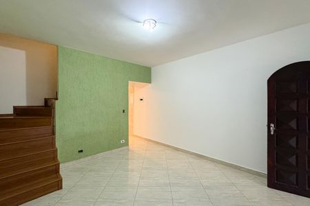 Casa para alugar com 125m², 2 quartos e 1 vaga Casa para alugar com 125m², 2 quartos e 1 vagaSala