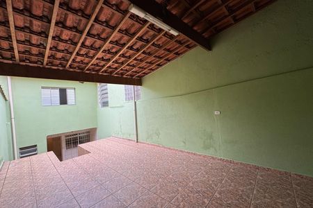 Casa para alugar com 125m², 2 quartos e 1 vaga Casa para alugar com 125m², 2 quartos e 1 vagaÁrea - Churrasqueira